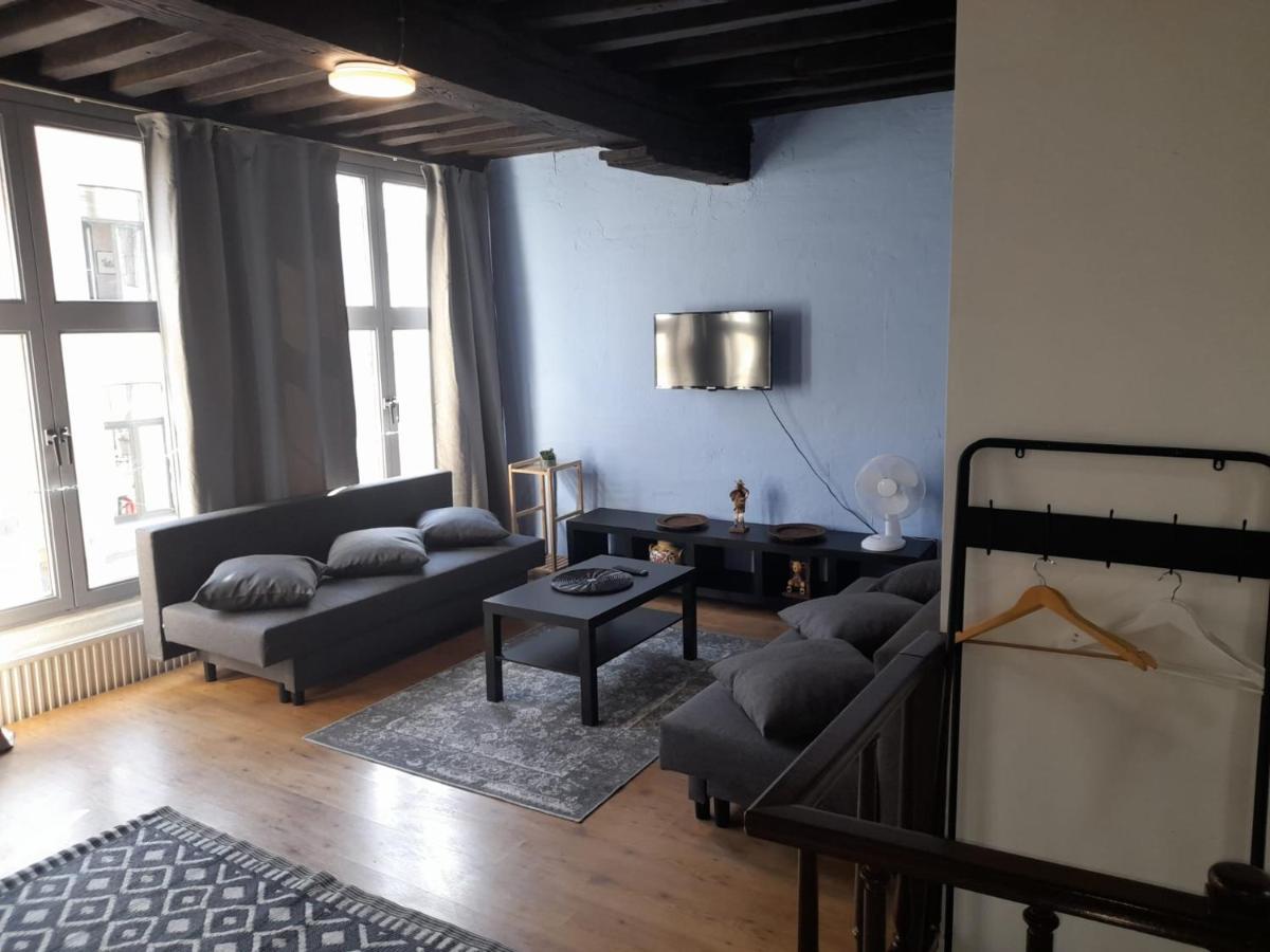 Blue Apartment In The Old Town アントウェルペン エクステリア 写真