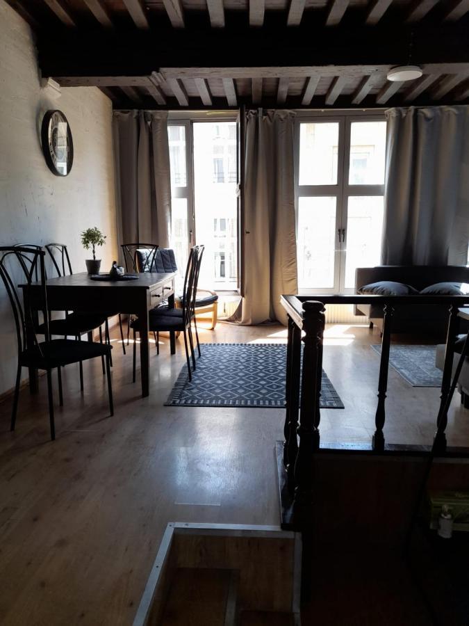 Blue Apartment In The Old Town アントウェルペン エクステリア 写真
